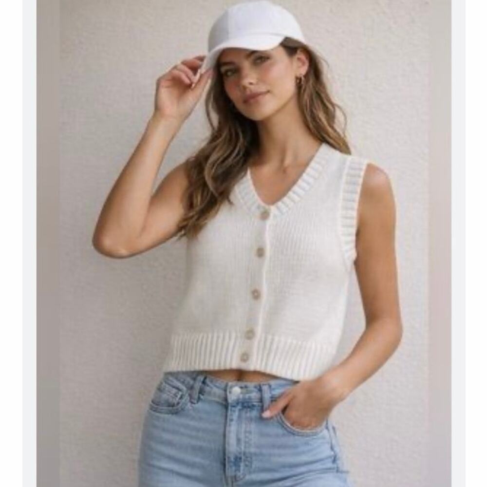 Song of Style Aimee Song Ivory Knit Sweater Sleeveless Tank Vest Button Front XS